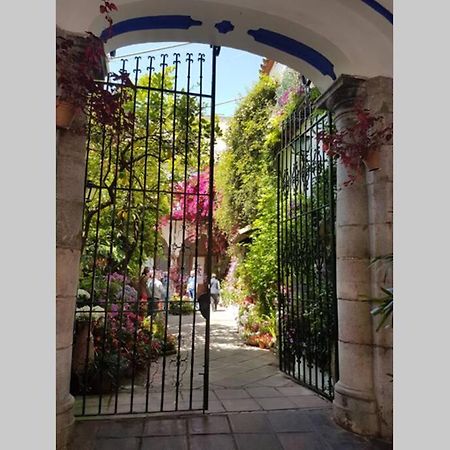 Apartamento San Pedro-Corredera Cordoba Luaran gambar