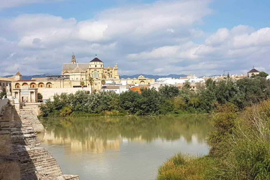Apartamento San Pedro-Corredera Cordoba Luaran gambar